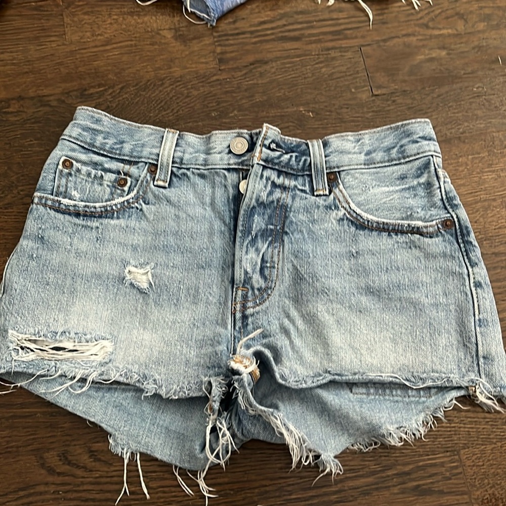 Levi’s denim shorts!